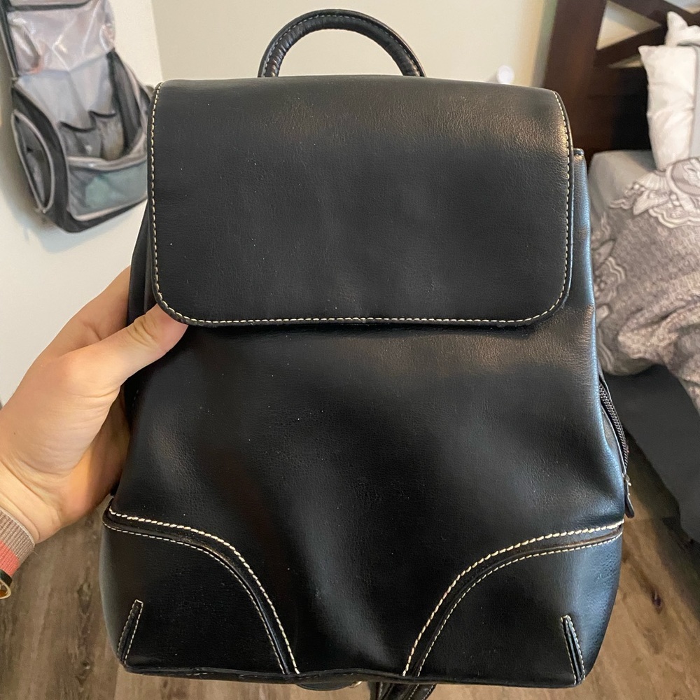 Leather black bag